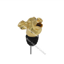 Gold Plating Pig Wine Pourer with FDA/SGS Approval